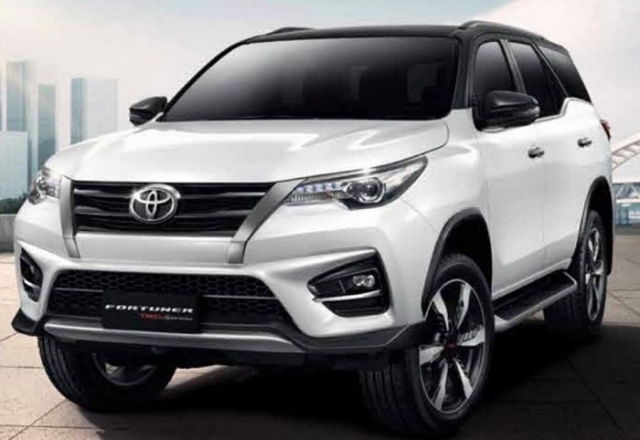 รถส่วนบุคคล Toyota Fortuner เหมาไปต่างจังหวัด