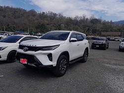เหมารถ fortuner โทร 0921019889