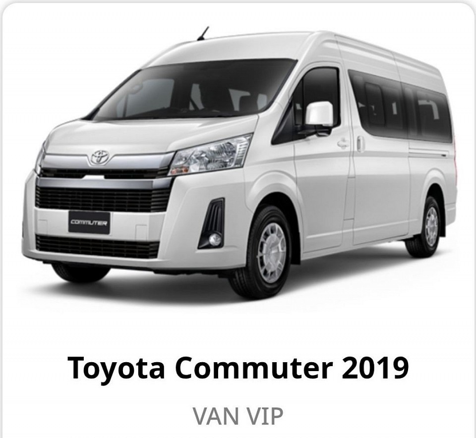 เหมารถตู้ toyota commuter โทร0921019889